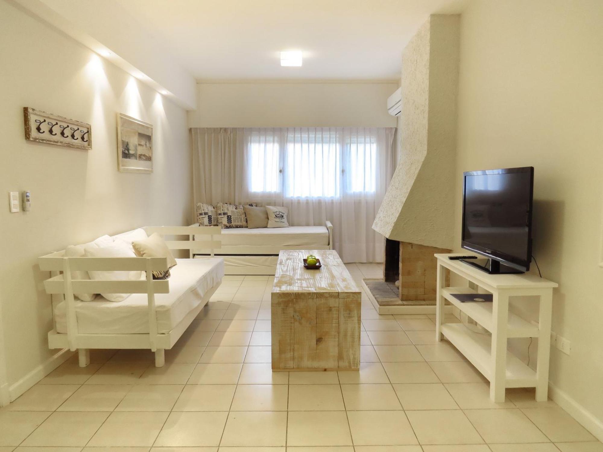 Two-Bedroom Apartment,1223397079:JPEG